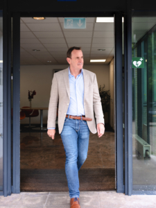 We nemen snel contact met je op.